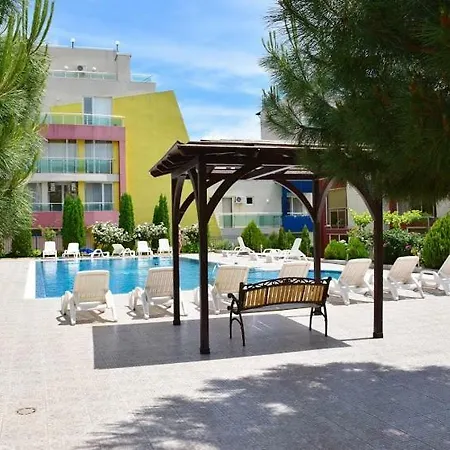 Sun Mirniy شقة