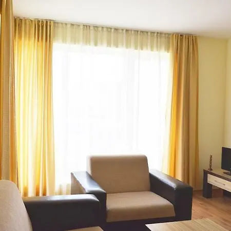 Sun Mirniy * سفيتي فلاس